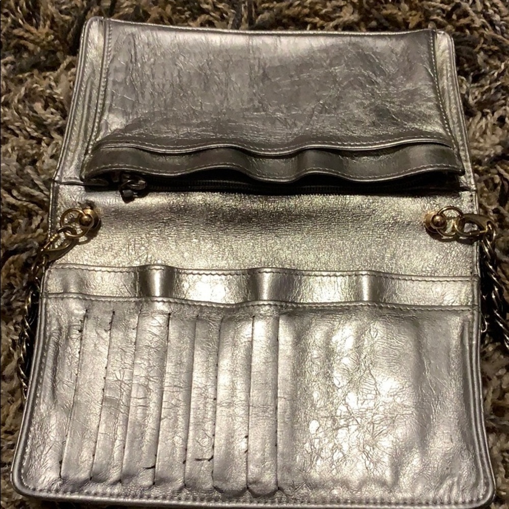 Authentic Chanel woc - Picture 10 of 10